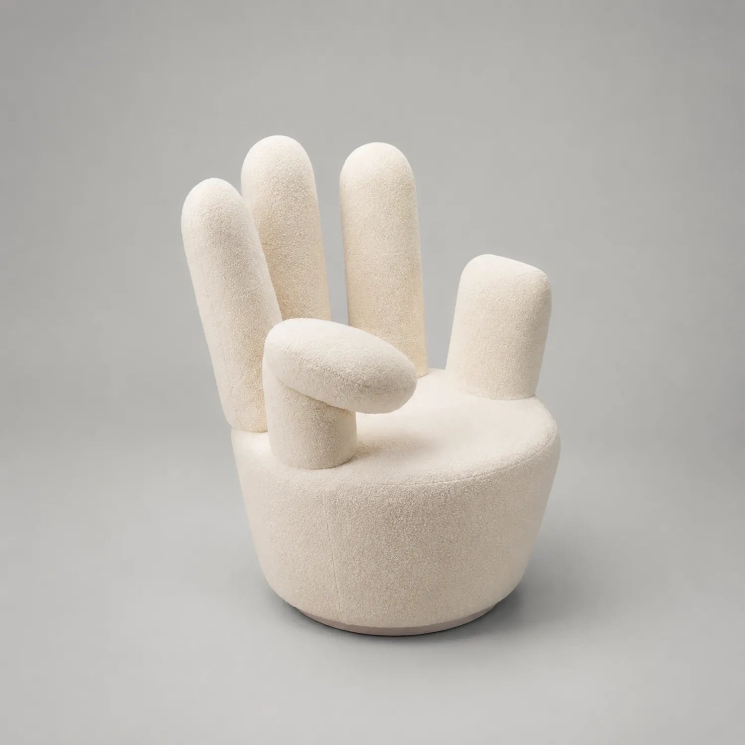 Handförmiger Sessel aus Holz und Stoff Creme