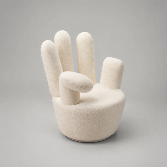 Handförmiger Sessel aus Holz und Stoff Creme