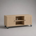 TV-Schrank aus Eichenholz und Rattan mit Rollen 120x40x55 cm natur
