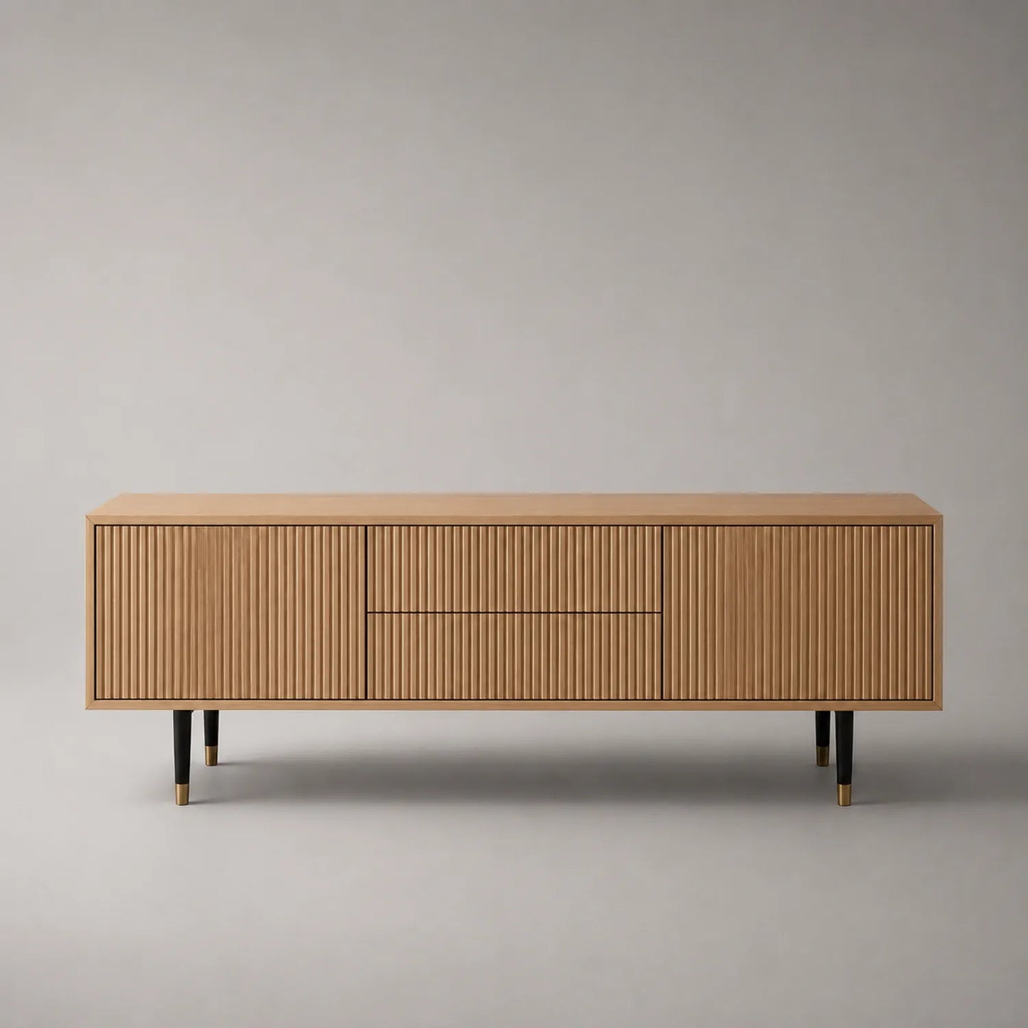 Eichenholz TV-Schrank mit Riffeloptik, 180 cm